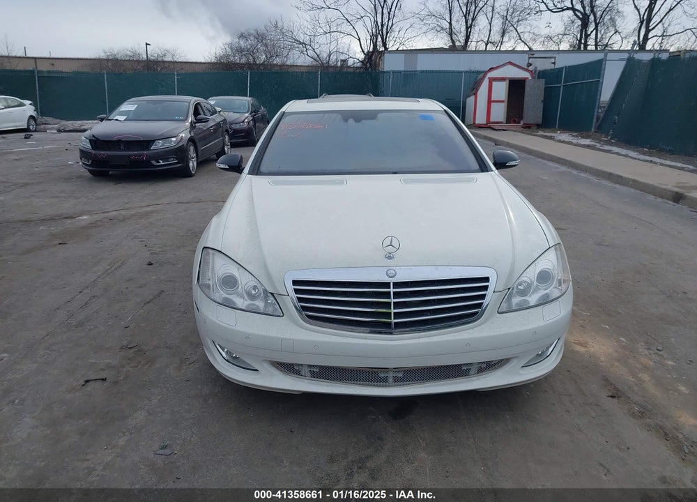 2008 MERCEDES-BENZ S 550 VIN: WDDNG71X58A239285