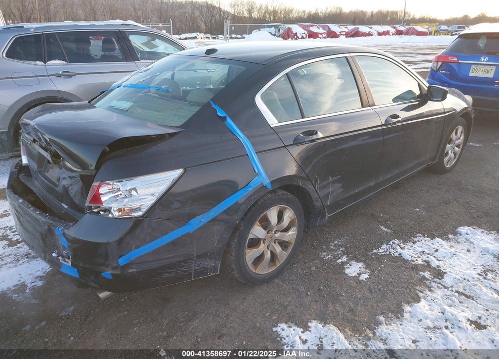 2008 HONDA ACCORD VIN: 1HGCP26848A061859