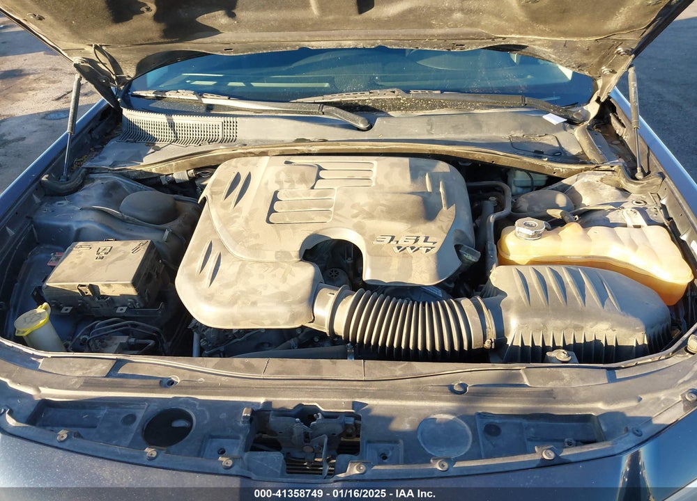 2015 CHRYSLER 300 VIN: 2C3CCAAG0FH891681