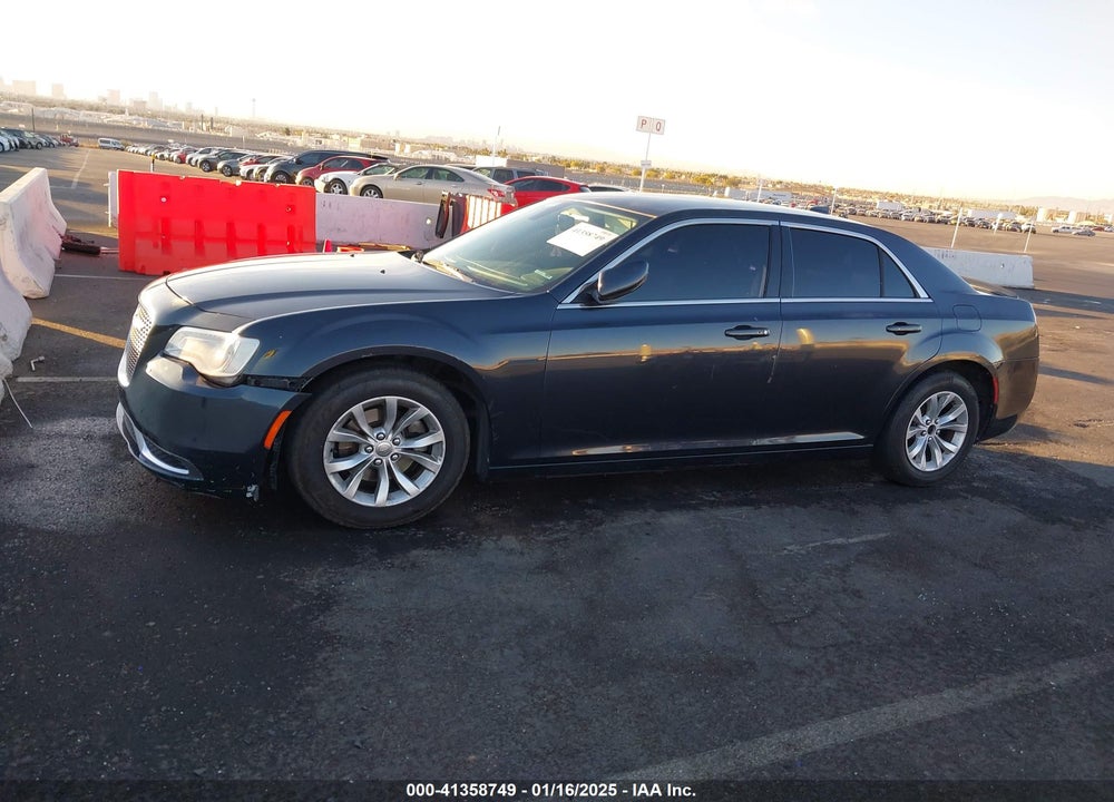 2015 CHRYSLER 300 VIN: 2C3CCAAG0FH891681