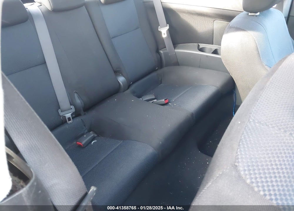 2005 SCION TC VIN: JTKDE167350053045