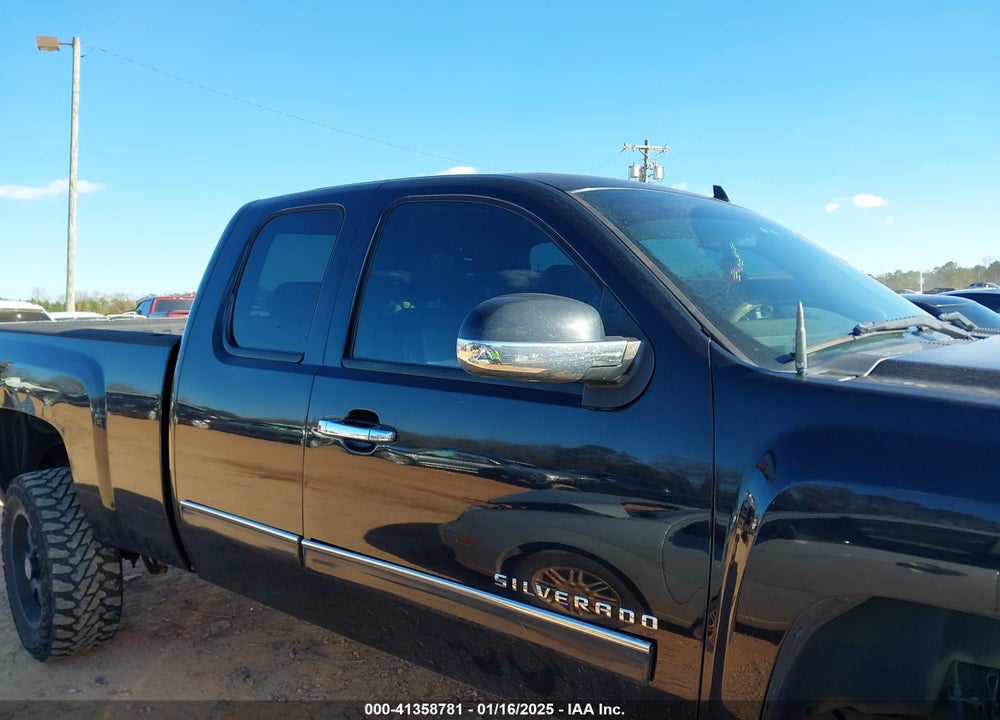 2013 CHEVROLET SILVERADO 1500 VIN: 1GCRKSE79DZ298374
