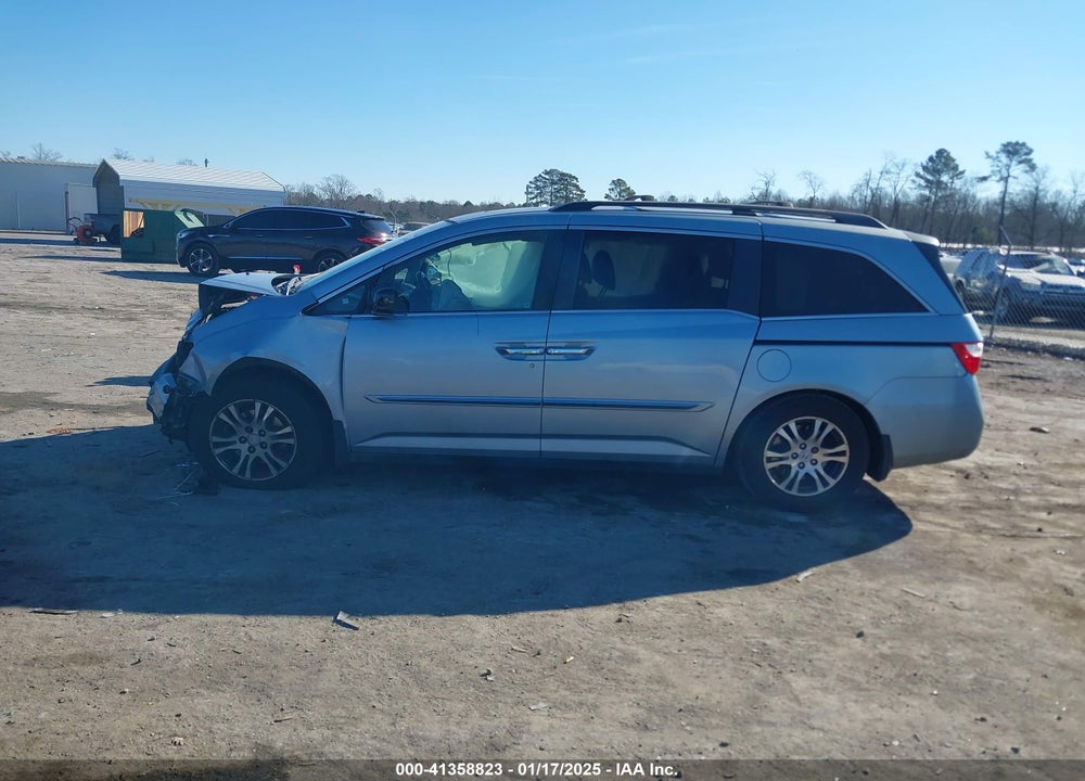 2011 HONDA ODYSSEY EX-L VIN: 5FNRL5H67BB005074