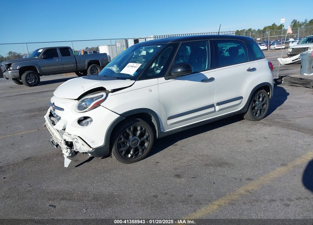2018 FIAT 500L TREKKING VIN: ZFBCFADH4JZ041250