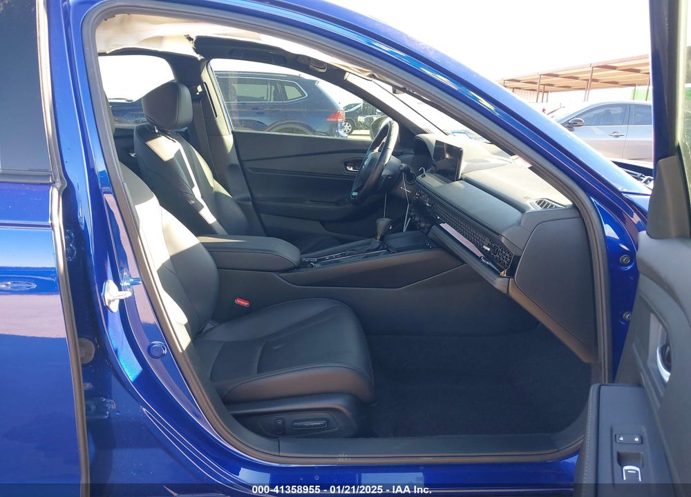 2024 HONDA ACCORD HYBRID SPORT-L VIN: 1HGCY2F72RA038120