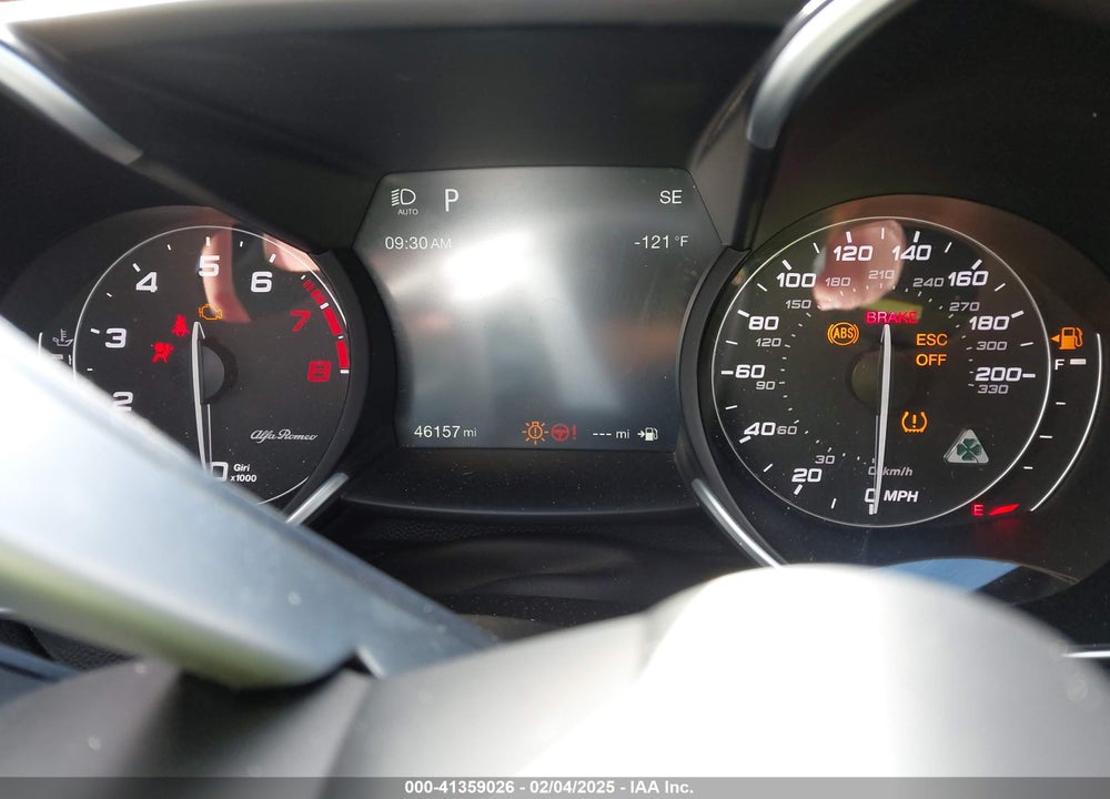 2018 ALFA ROMEO GIULIA VIN: ZARFAEAV5J7583551