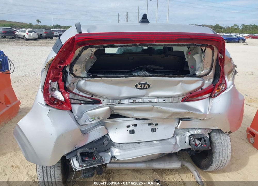 2021 KIA SOUL LX VIN: KNDJ23AU7M7780920
