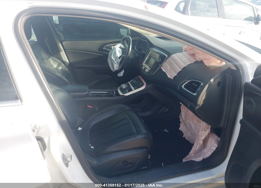 2015 CHRYSLER 200 VIN: 1C3CCCCB2FN612087