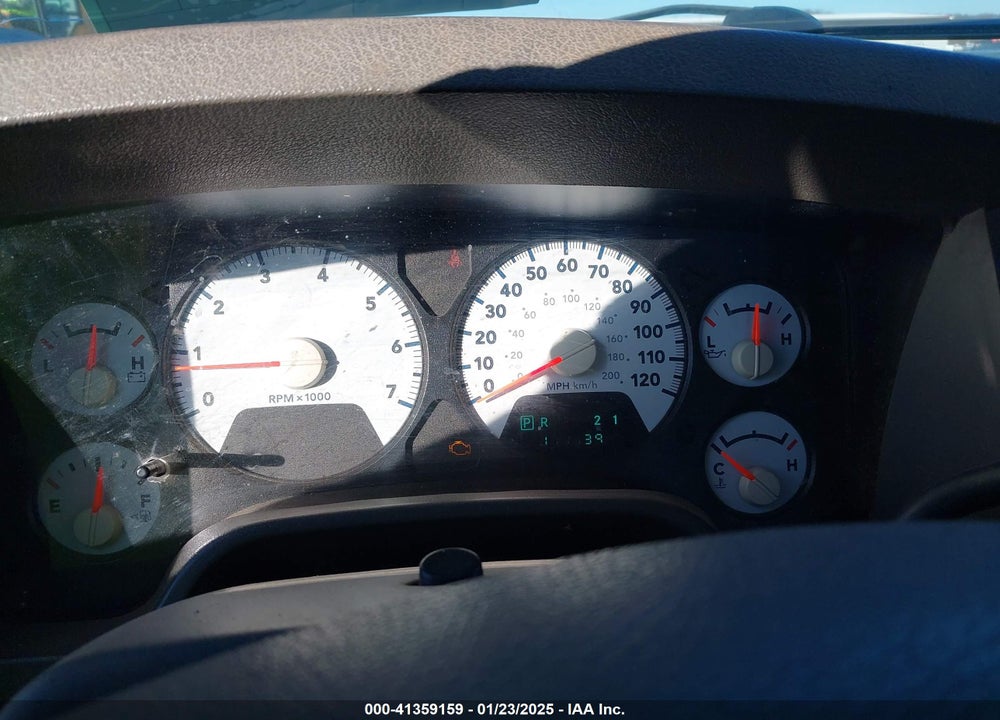 2007 DODGE RAM 1500 VIN: 1D7HU18P07J602289
