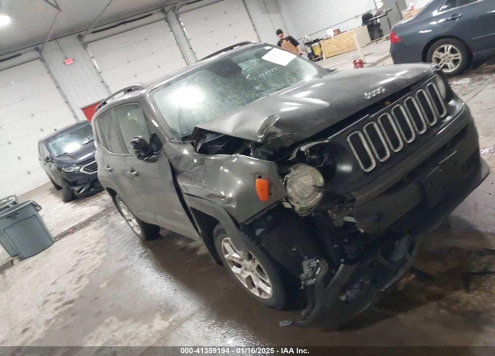 2017 JEEP RENEGADE LATITUDE 4X4 VIN: ZACCJBBB0HPG36072