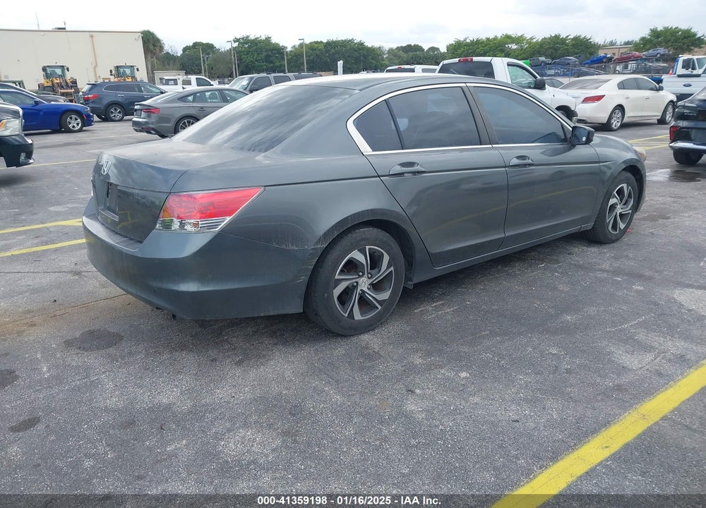 2008 HONDA ACCORD 2.4 LX-P VIN: 1HGCP26458A111052