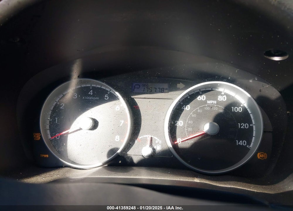 2010 HYUNDAI ACCENT VIN: KMHCM3AC6AU169201
