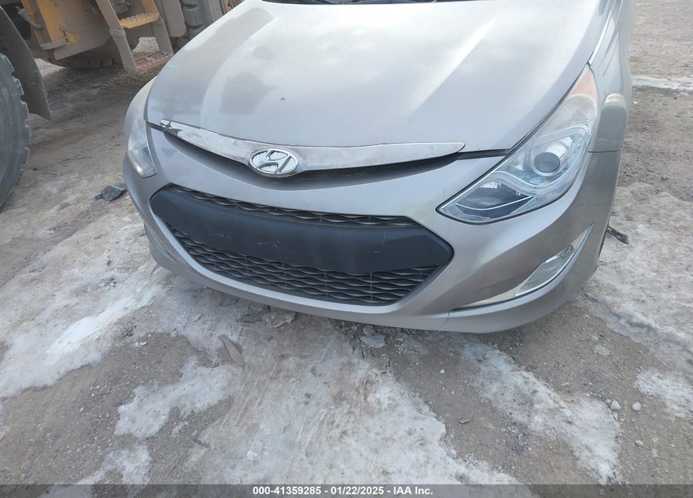 2014 HYUNDAI SONATA HYBRID LIMITED VIN: KMHEC4A41EA105018