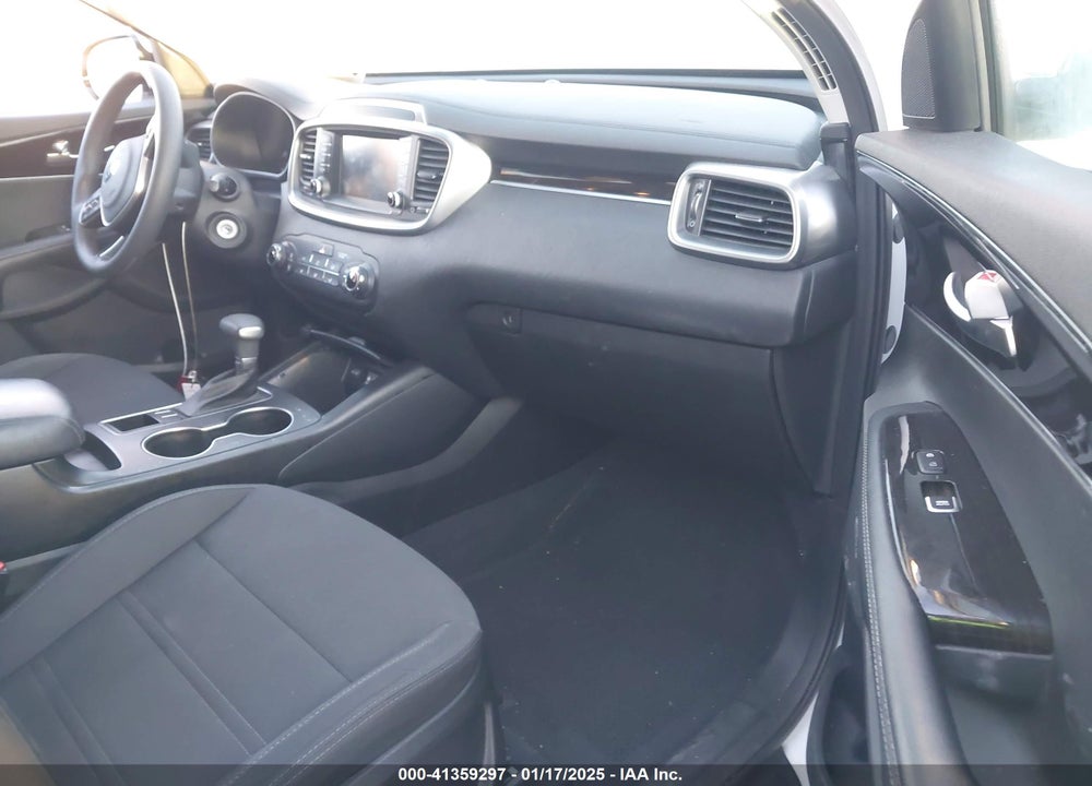 2020 KIA SORENTO 2.4L LX VIN: 5XYPG4A33LG687399