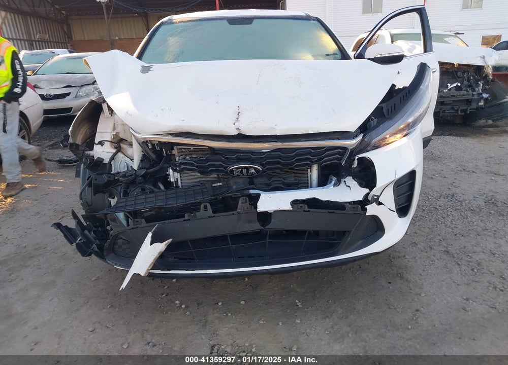 2020 KIA SORENTO 2.4L LX VIN: 5XYPG4A33LG687399