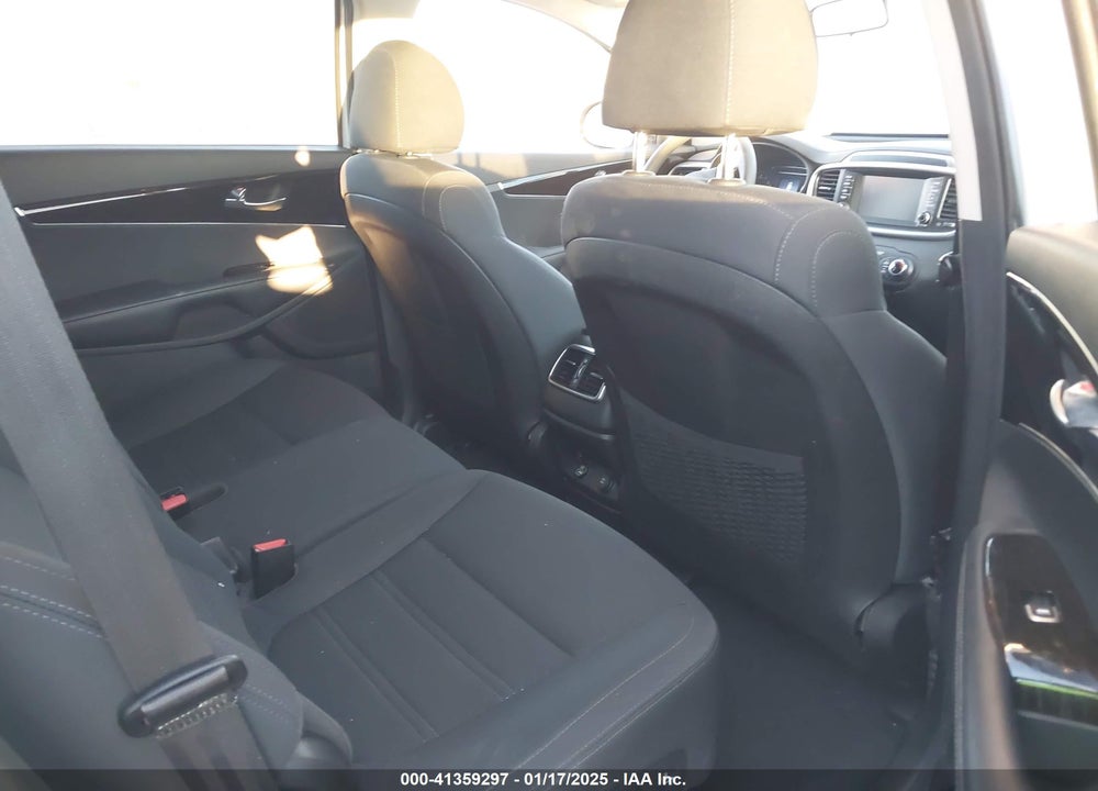 2020 KIA SORENTO 2.4L LX VIN: 5XYPG4A33LG687399