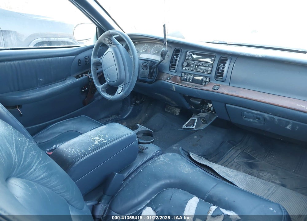 1999 BUICK PARK AVENUE VIN: 1G4CW52KXX4613328