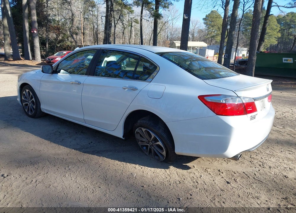 2015 HONDA ACCORD VIN: 1HGCR2F58FA271829