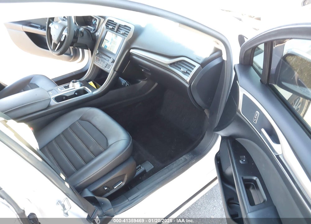 2017 FORD FUSION VIN: 3FA6P0HD9HR256832