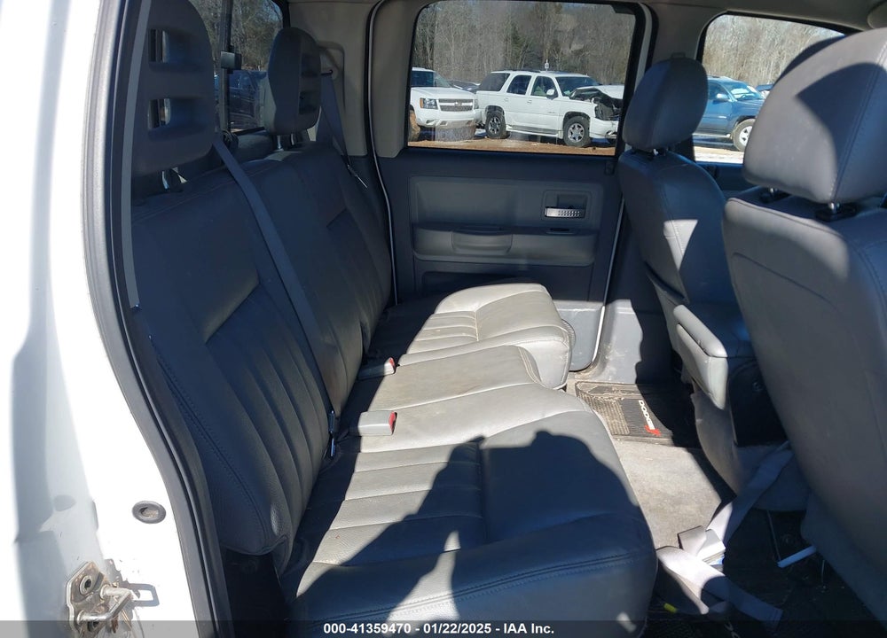2005 DODGE DAKOTA LARAMIE VIN: 1D7HE58N35S138912