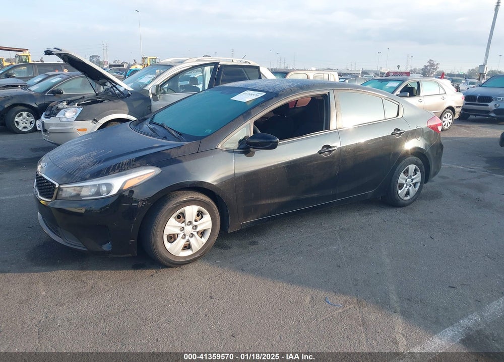2018 KIA FORTE LX VIN: 3KPFK4A77JE168623