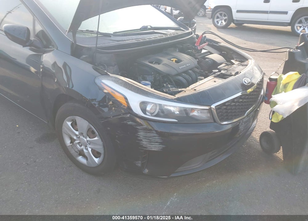 2018 KIA FORTE LX VIN: 3KPFK4A77JE168623