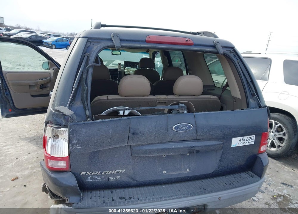 2002 FORD EXPLORER XLT VIN: 1FMDU63K82ZC54734