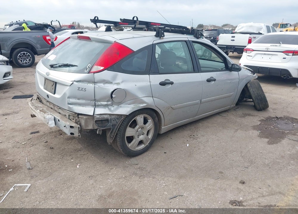 2003 FORD FOCUS ZX5 VIN: 3FAFP37383R168258
