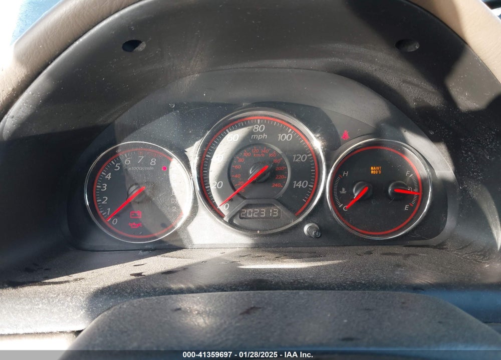 2003 HONDA CIVIC LX VIN: 1HGEM22503L008179