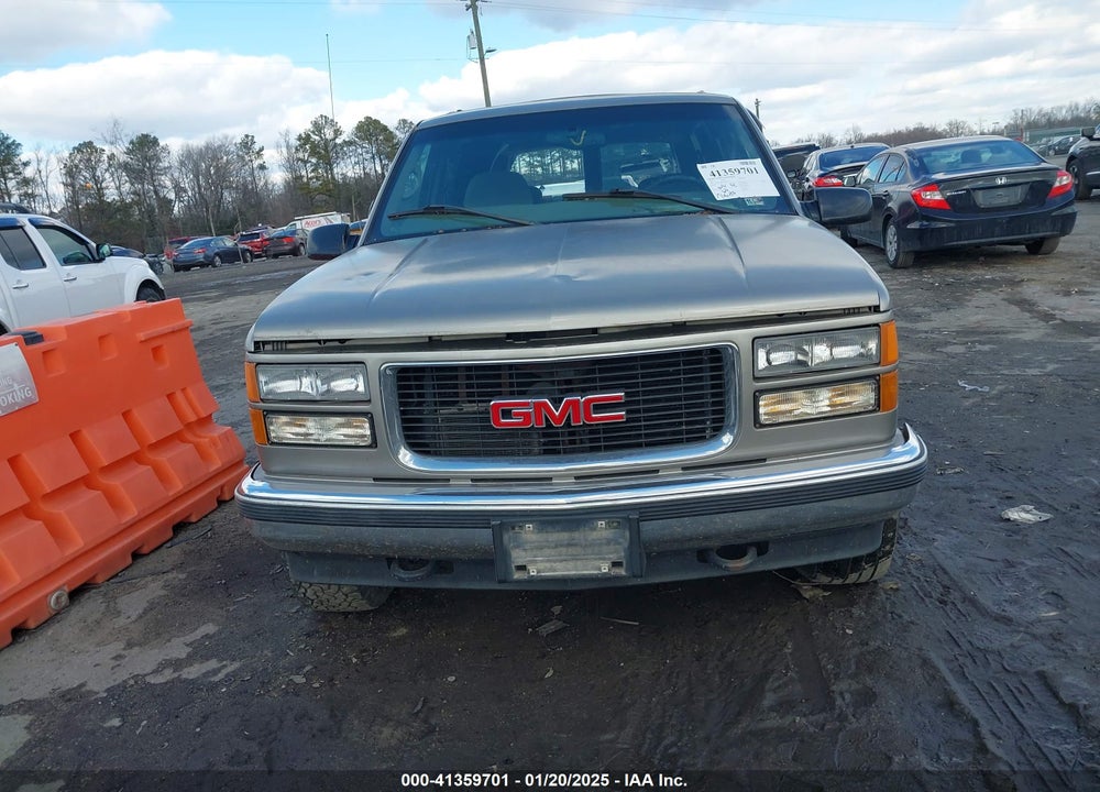 1999 GMC YUKON SLE VIN: 1GKEK13R8XJ804104