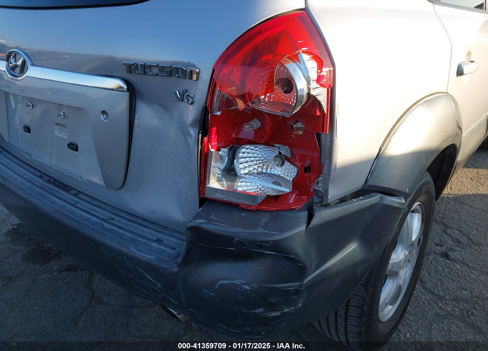2005 HYUNDAI TUCSON GLS/LX VIN: KM8JN12D45U096898
