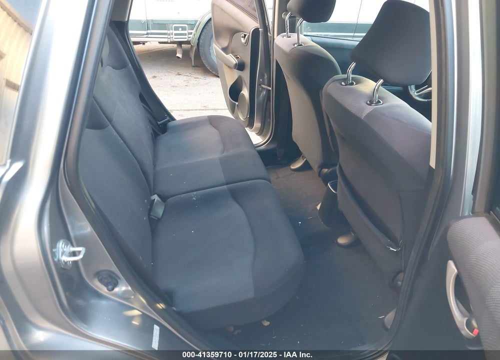 2009 HONDA FIT SPORT VIN: JHMGE87449S037768