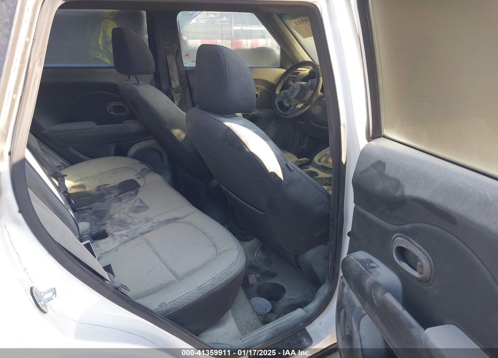 2017 KIA SOUL VIN: KNDJP3A55H7501366