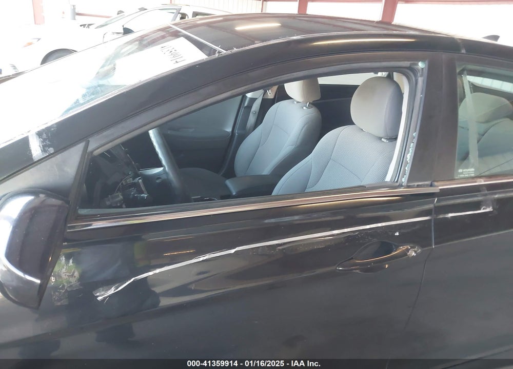 2013 HYUNDAI SONATA VIN: 5NPEB4AC9DH655802
