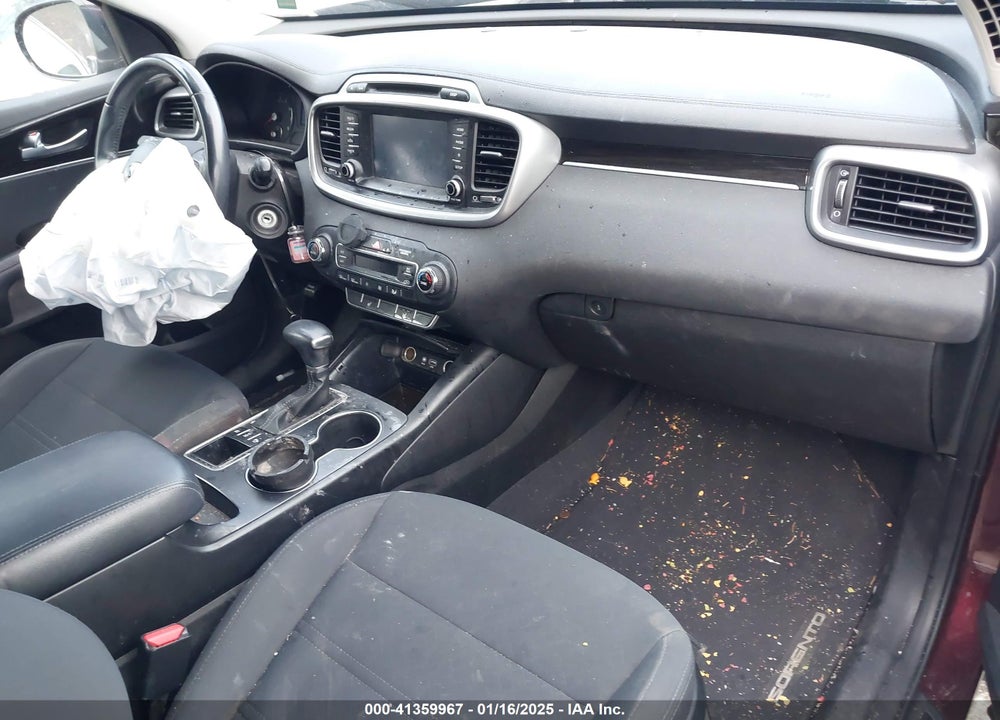 2019 KIA SORENTO 3.3L LX VIN: 5XYPGDA57KG450768