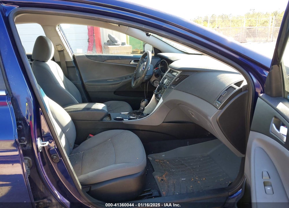 2012 HYUNDAI SONATA VIN: 5NPEB4AC7CH457427