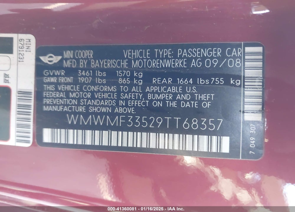 2009 MINI COOPER VIN: WMWMF33529TT68357