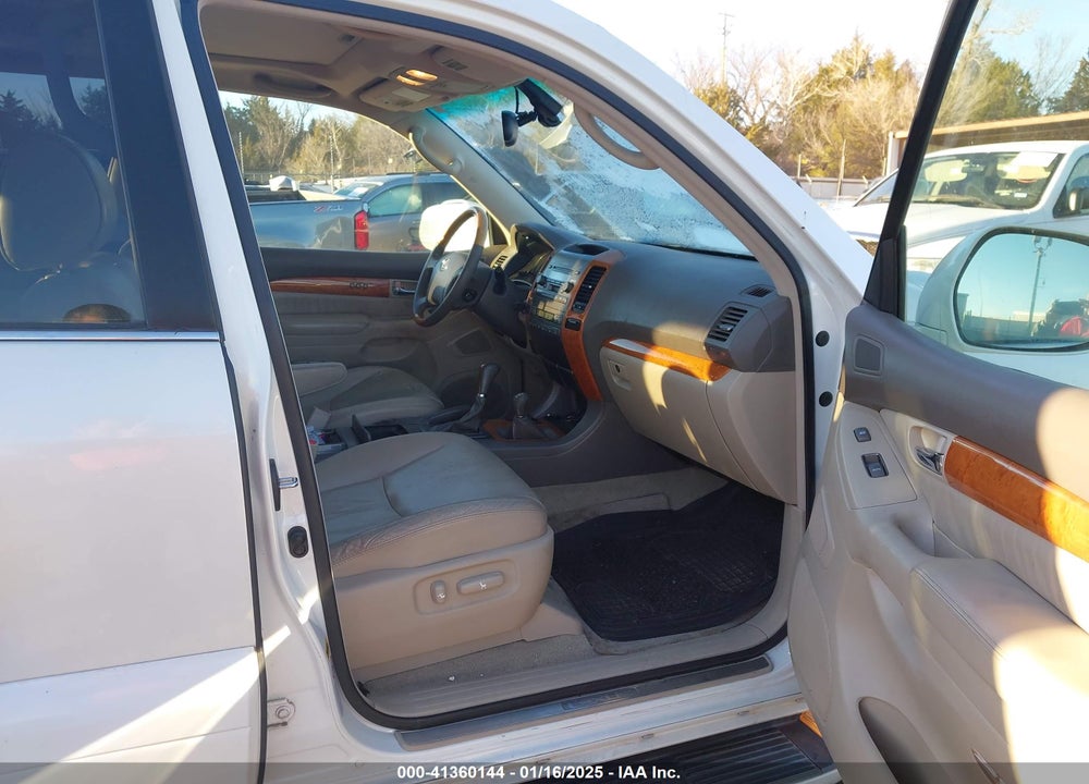 2004 LEXUS GX 470 VIN: JTJBT20X440046068