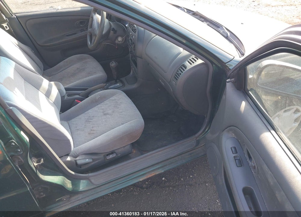 2001 MITSUBISHI MIRAGE ES VIN: JA3AY26C91U041410
