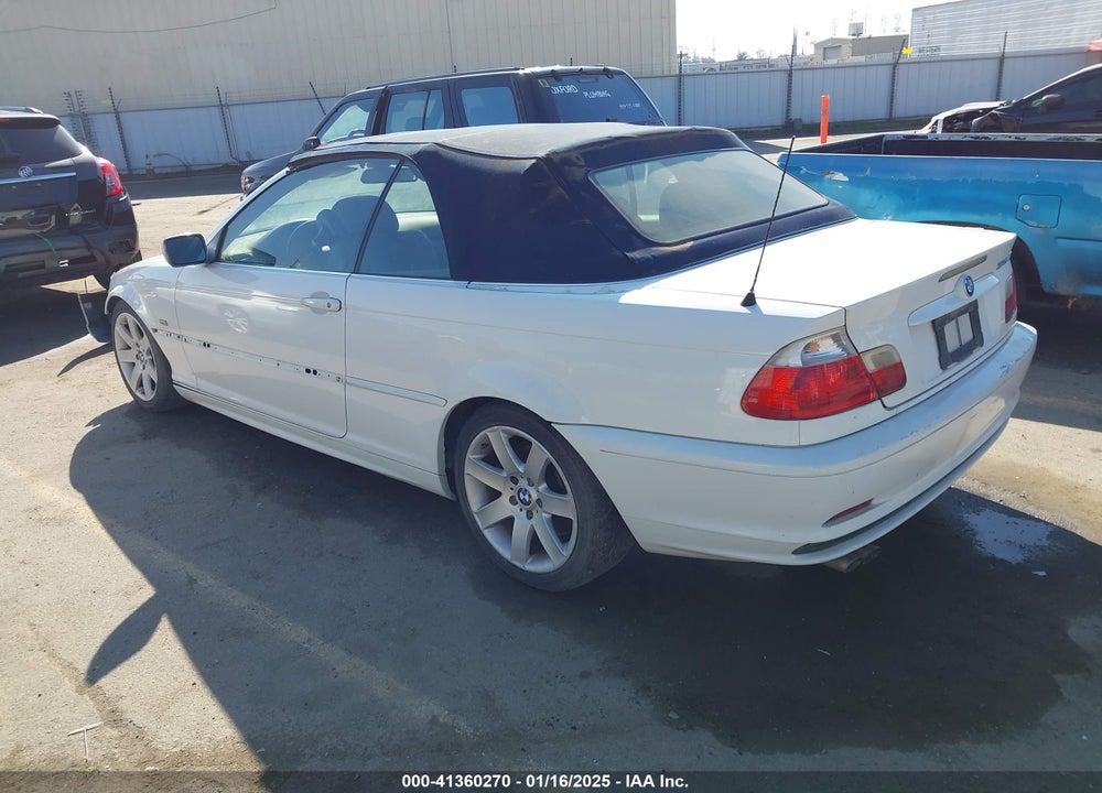 2003 BMW 325CI VIN: WBABS33433PG90017