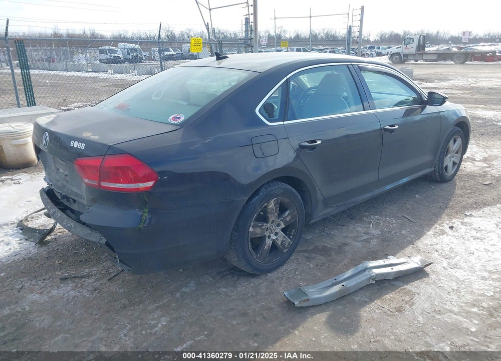 2012 VOLKSWAGEN PASSAT 2.5L SE VIN: 1VWBH7A37CC102043