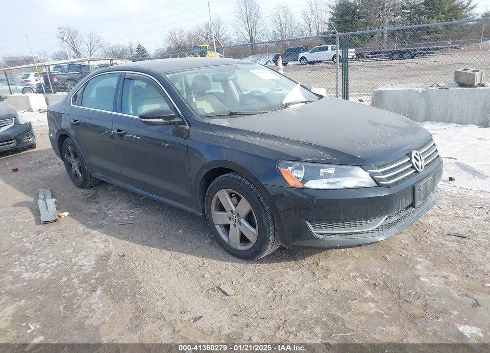 2012 VOLKSWAGEN PASSAT 2.5L SE VIN: 1VWBH7A37CC102043