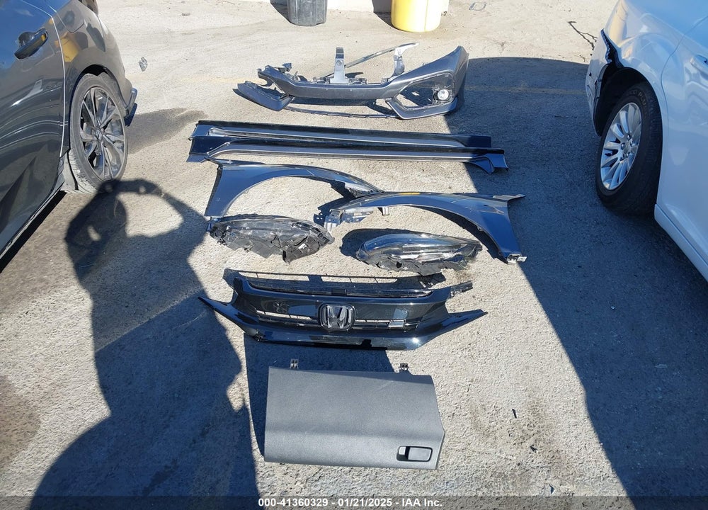 2018 HONDA CIVIC SPORT TOURING VIN: SHHFK7H91JU419590