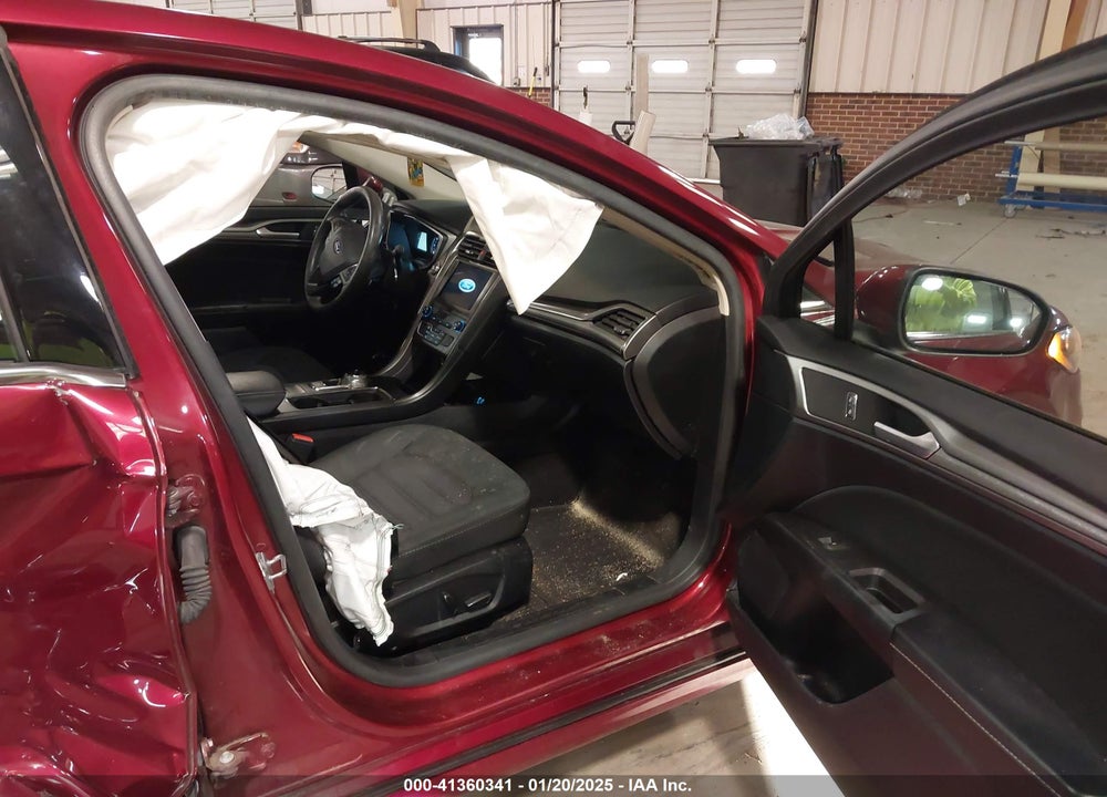 2019 FORD FUSION SE VIN: 3FA6P0HD1KR246206