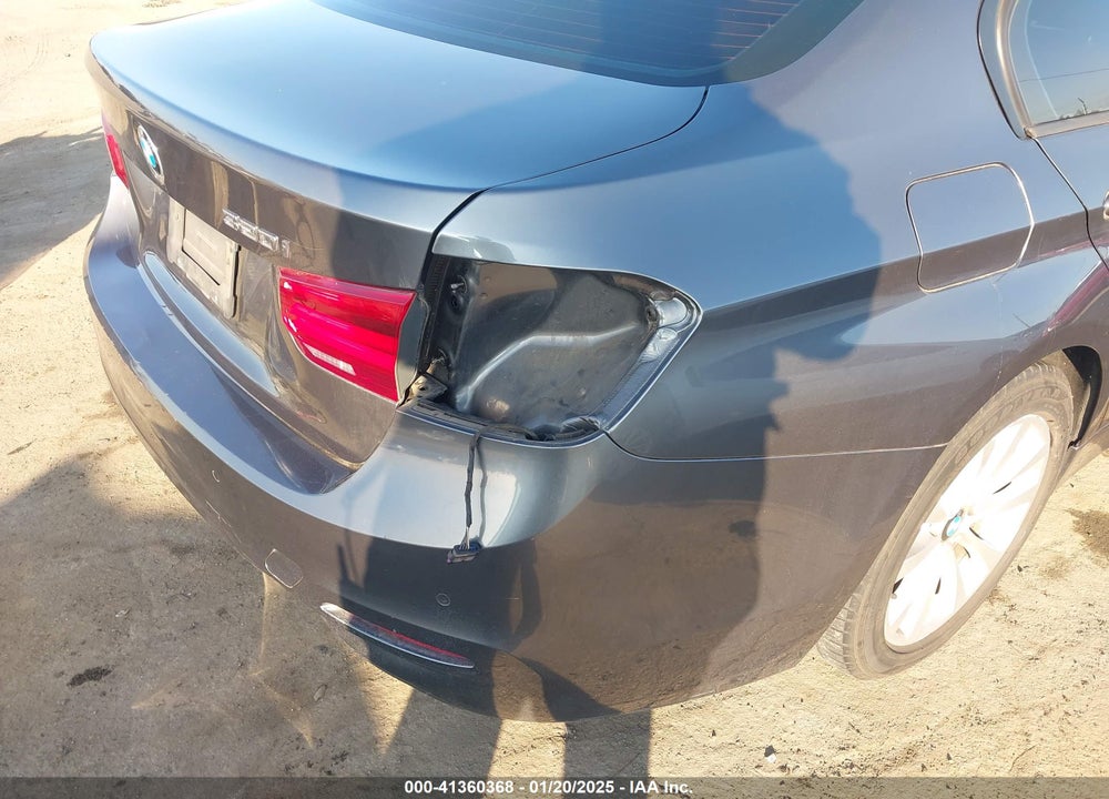 2017 BMW 320I VIN: WBA8E1G3XHNU18670