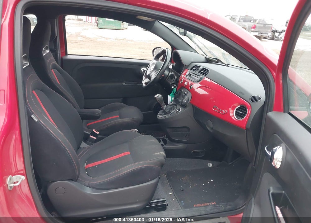2013 FIAT 500C VIN: 3C3CFFJHXDT639261