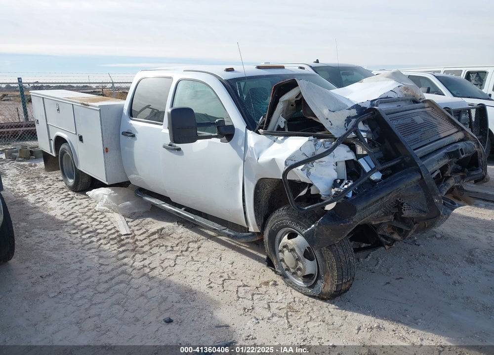 2013 CHEVROLET SILVERADO 3500HD CHASSIS WORK TRUCK VIN: 1GB4KZC88DF242804