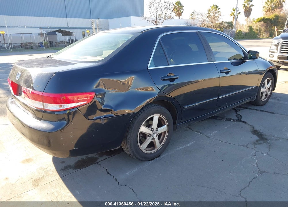 2003 HONDA ACCORD 2.4 EX VIN: JHMCM56683C073628