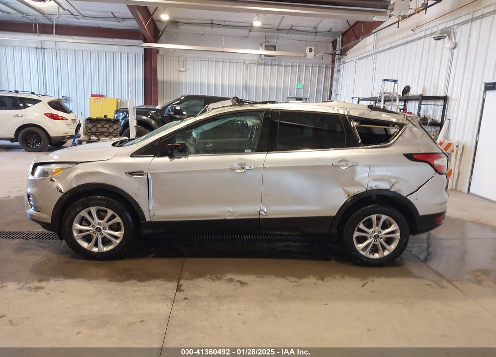 2018 FORD ESCAPE SE VIN: 1FMCU9GDXJUC37258