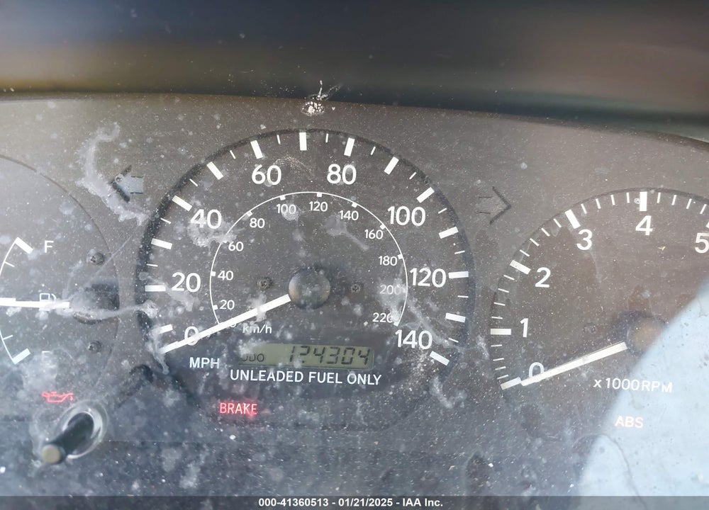 1998 TOYOTA CAMRY LE VIN: JT2BG28K2W0151994